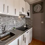 The Colors House, 653 Y 654 - Private شقة *
