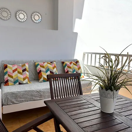 The Colors House, 653 Y 654 - Private Apartman