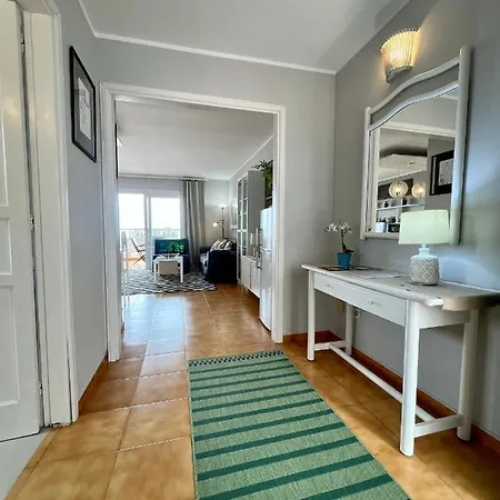 The Colors House, 653 Y 654 - Private