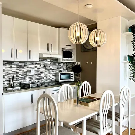 The Colors House, 653 Y 654 - Private Apartman Costa Teguise