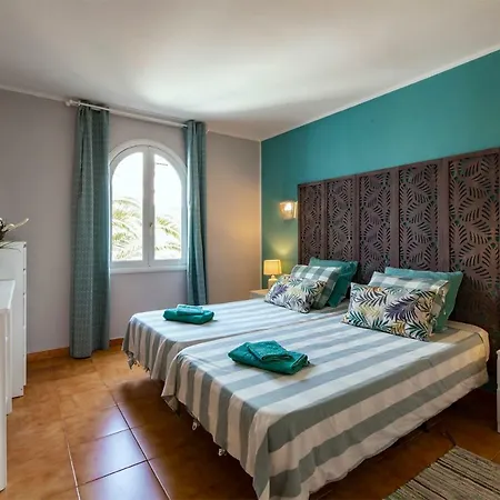 The Colors House, 653 Y 654 - Private * Costa Teguise